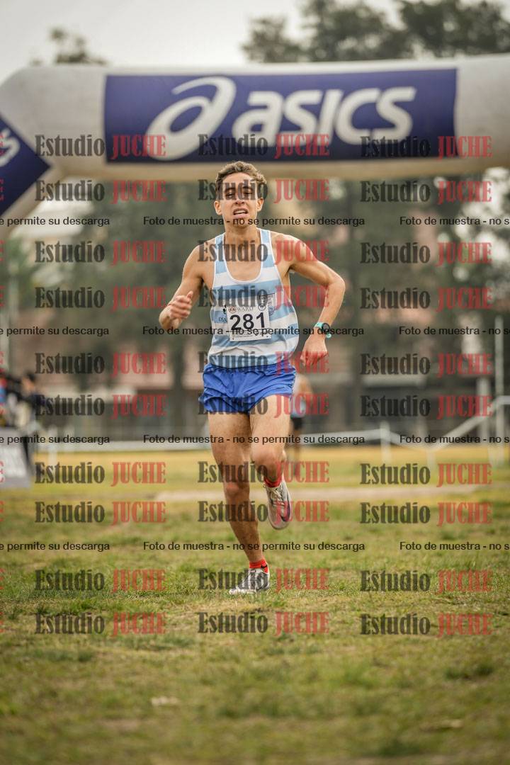 Fotos de la llegada del cross de 4000 m - mujeres y varones INVITADOS