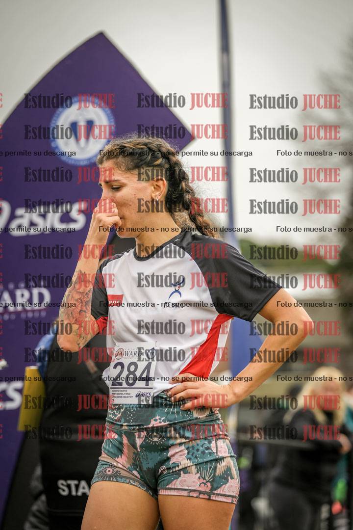 Fotos de la llegada del cross de 4000 m - mujeres y varones INVITADOS
