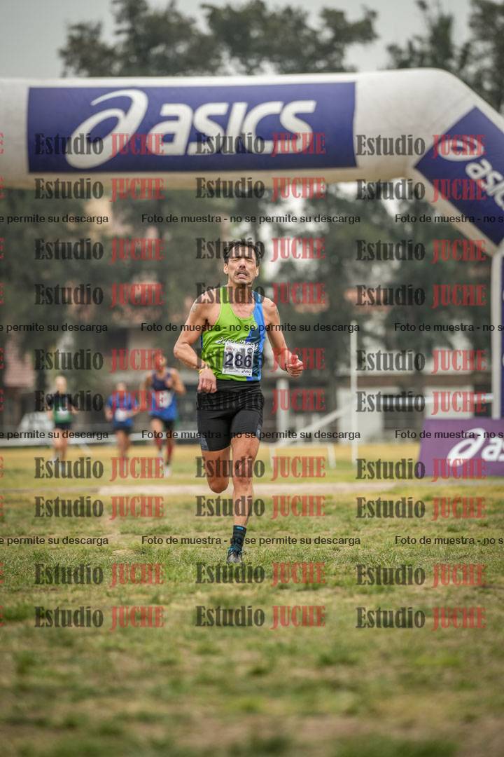 Fotos de la llegada del cross de 8000 m