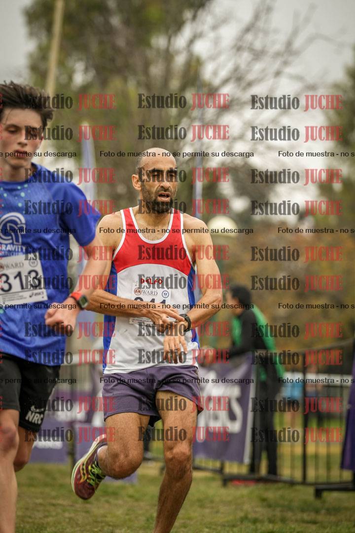 Fotos de la llegada del cross de 8000 m