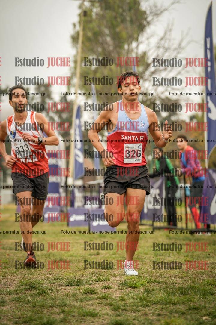 Fotos de la llegada del cross de 8000 m