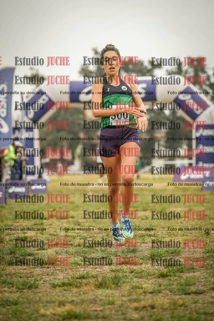 Fotos de la llegada del cross de 8000 m