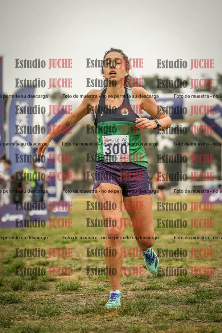 Fotos de la llegada del cross de 8000 m