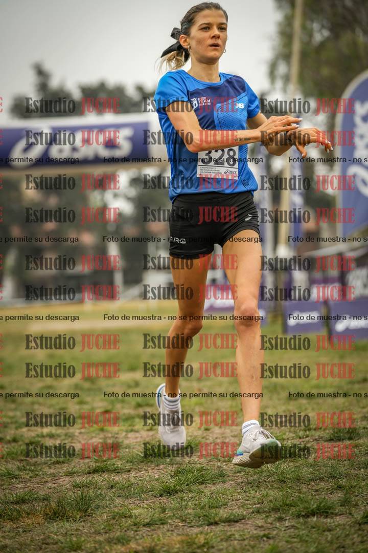 Fotos de la llegada del cross de 8000 m