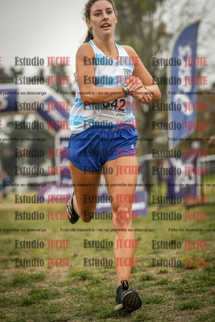Fotos de la llegada del cross de 8000 m