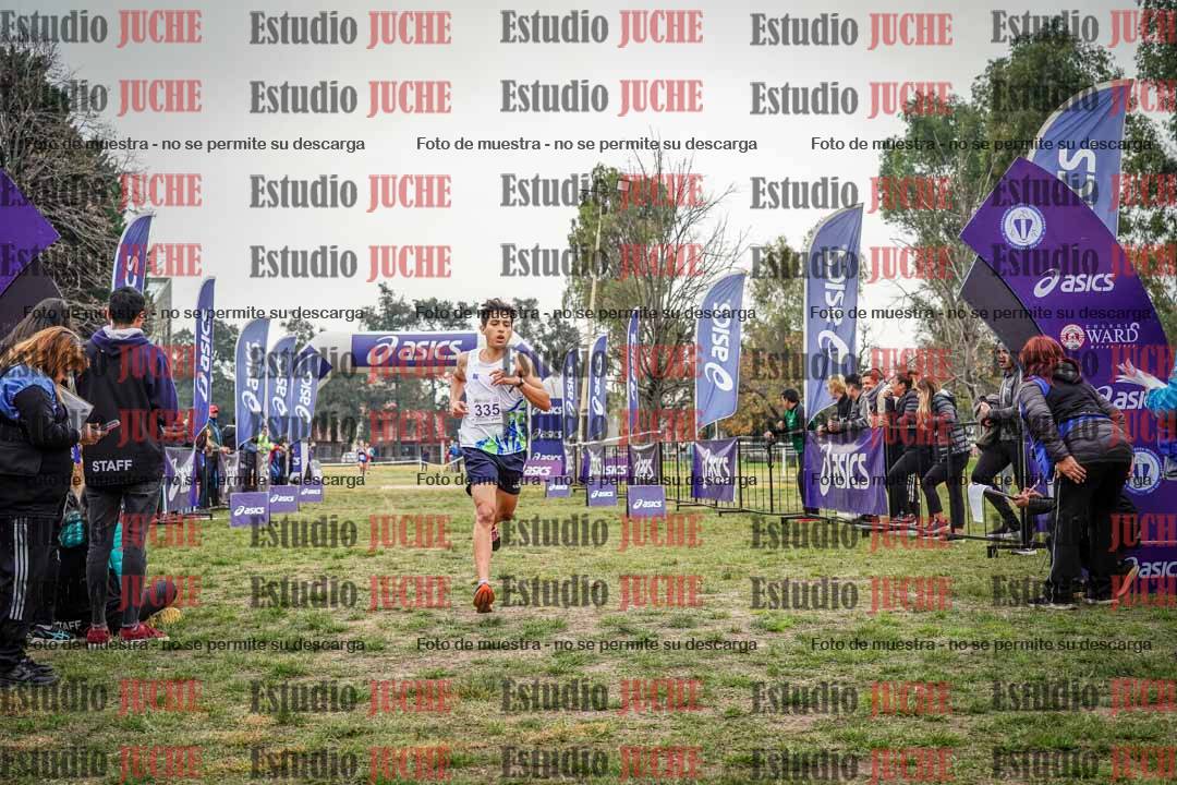 Fotos de la llegada del cross de 8000 m