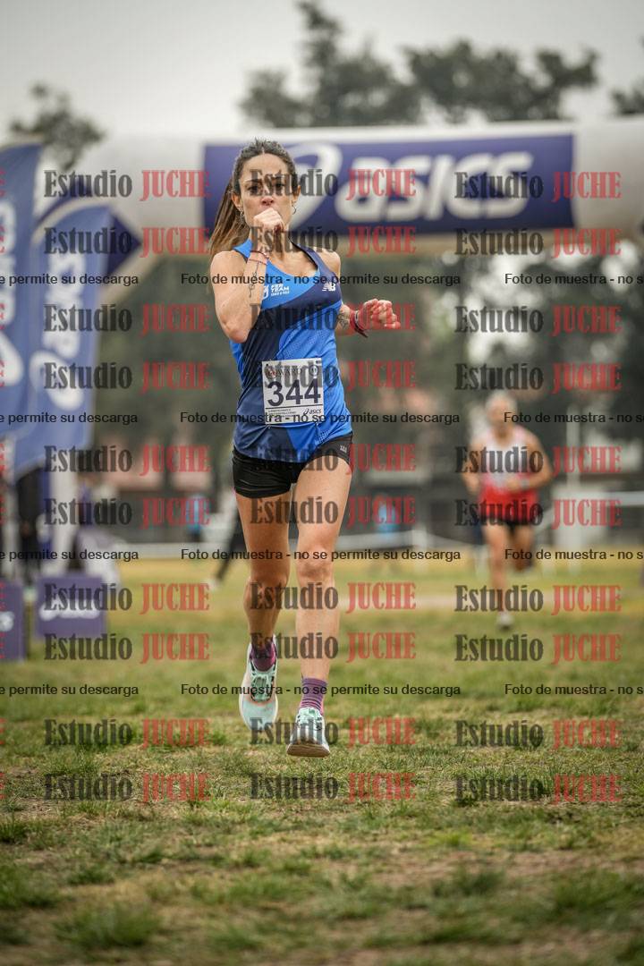 Fotos de la llegada del cross de 8000 m