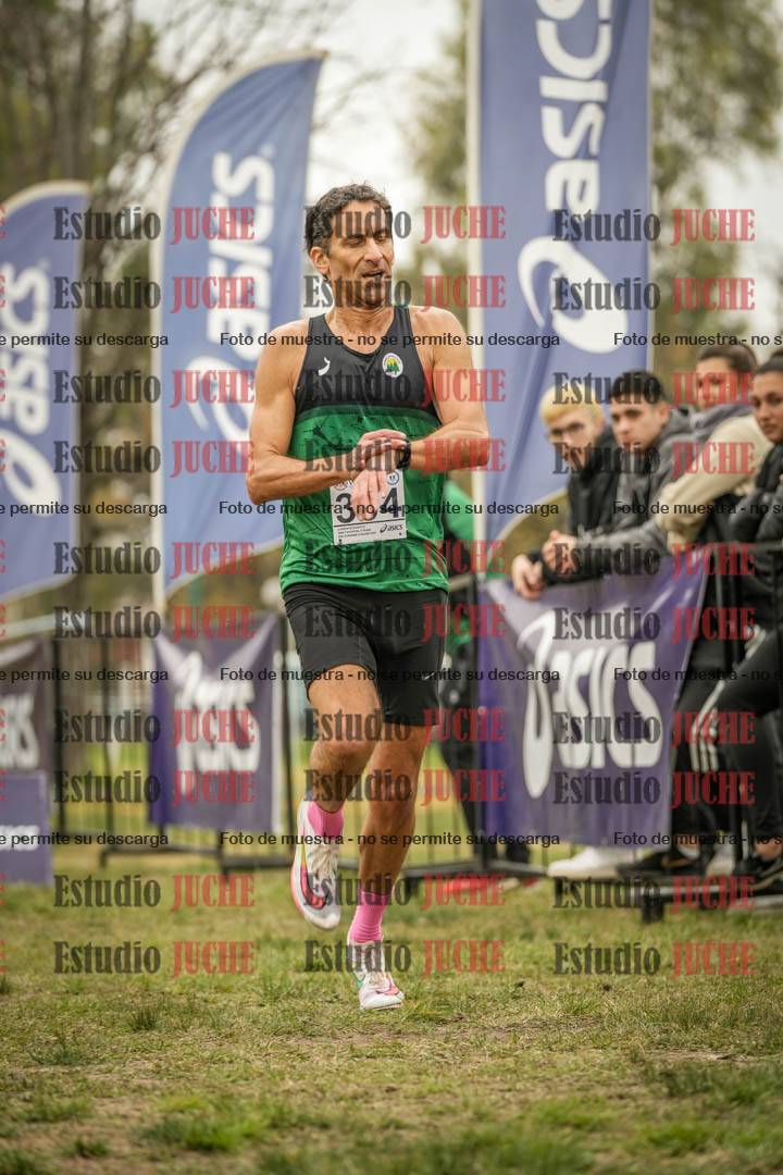 Fotos de la llegada del cross de 8000 m