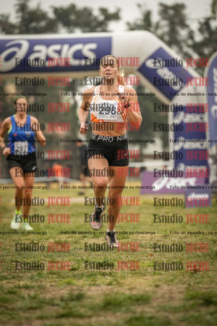 Fotos de la llegada del cross de 8000 m