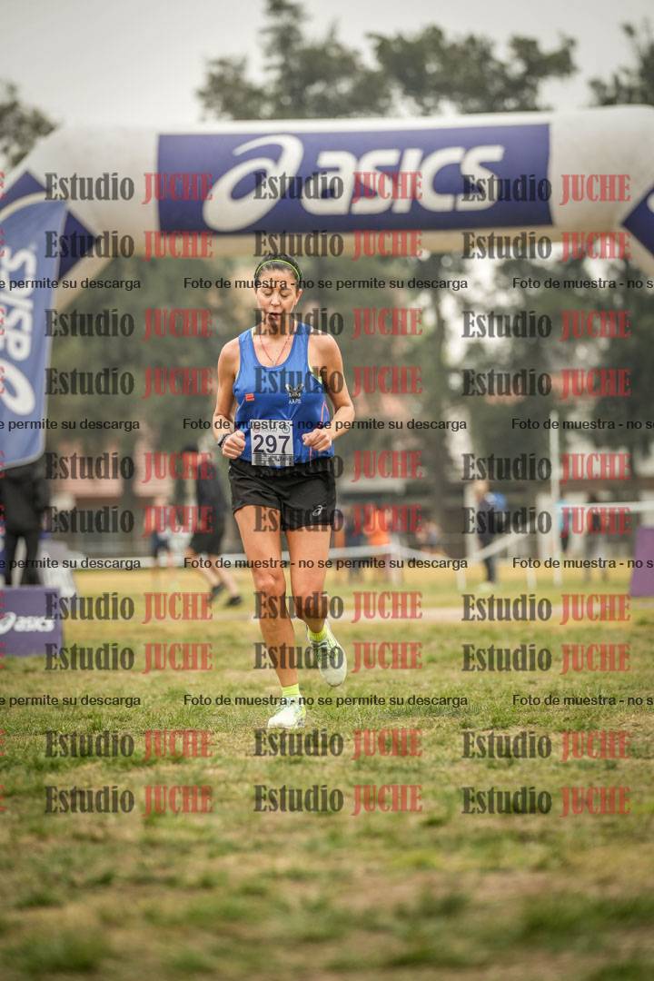 Fotos de la llegada del cross de 8000 m