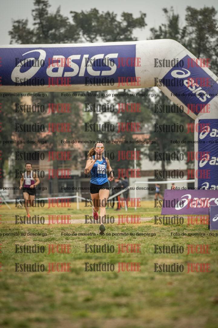 Fotos de la llegada del cross de 8000 m