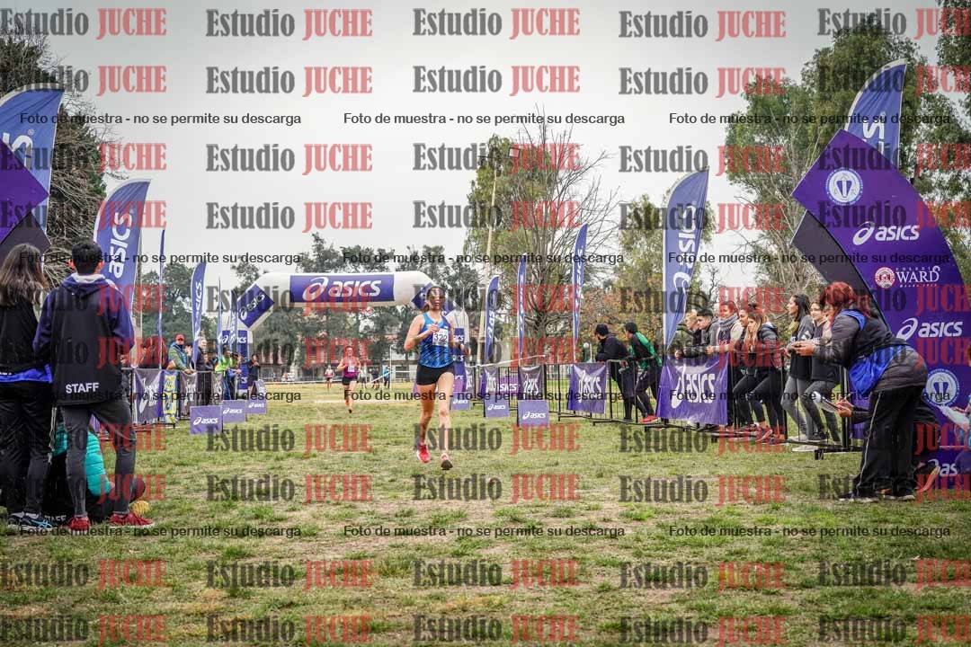 Fotos de la llegada del cross de 8000 m