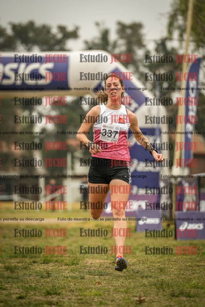 Fotos de la llegada del cross de 8000 m