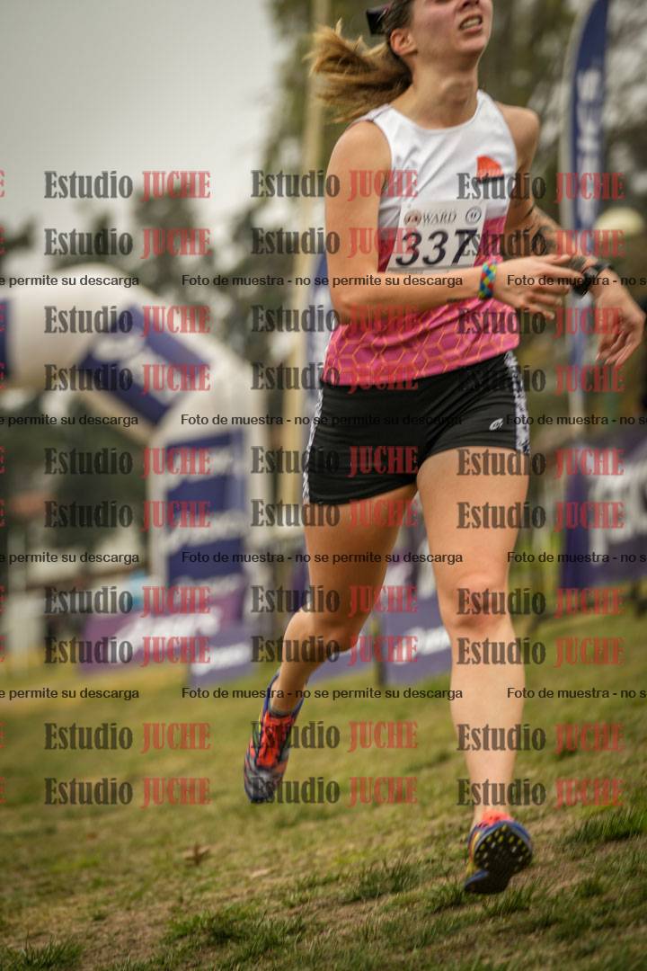 Fotos de la llegada del cross de 8000 m
