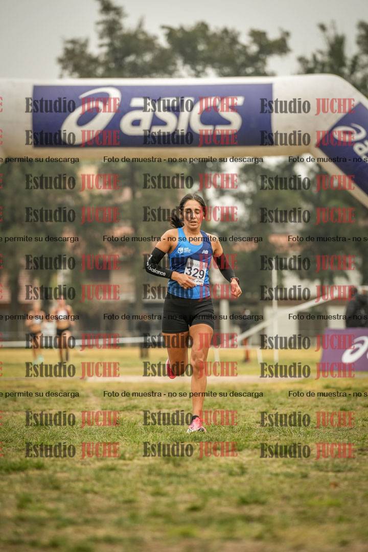 Fotos de la llegada del cross de 8000 m