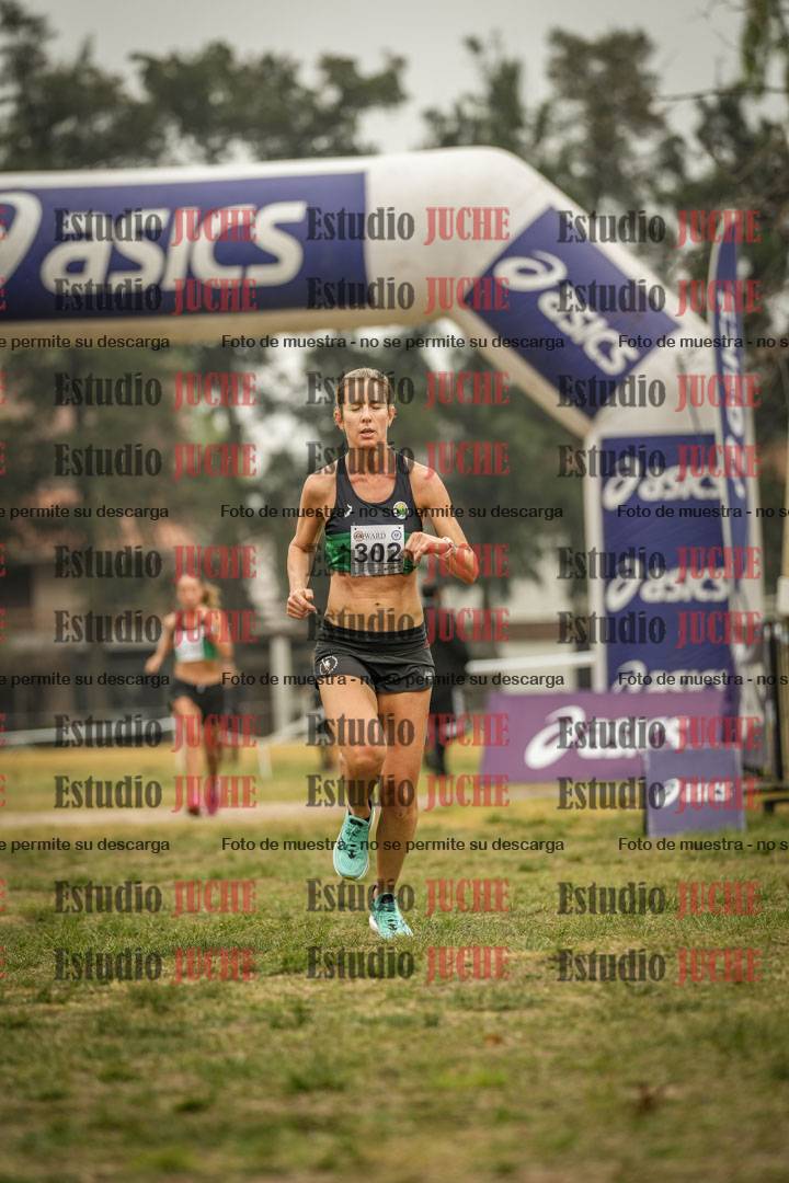 Fotos de la llegada del cross de 8000 m