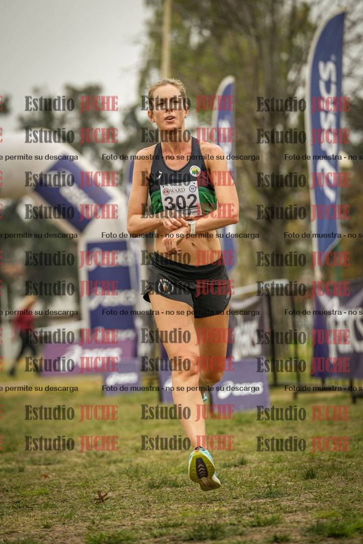 Fotos de la llegada del cross de 8000 m