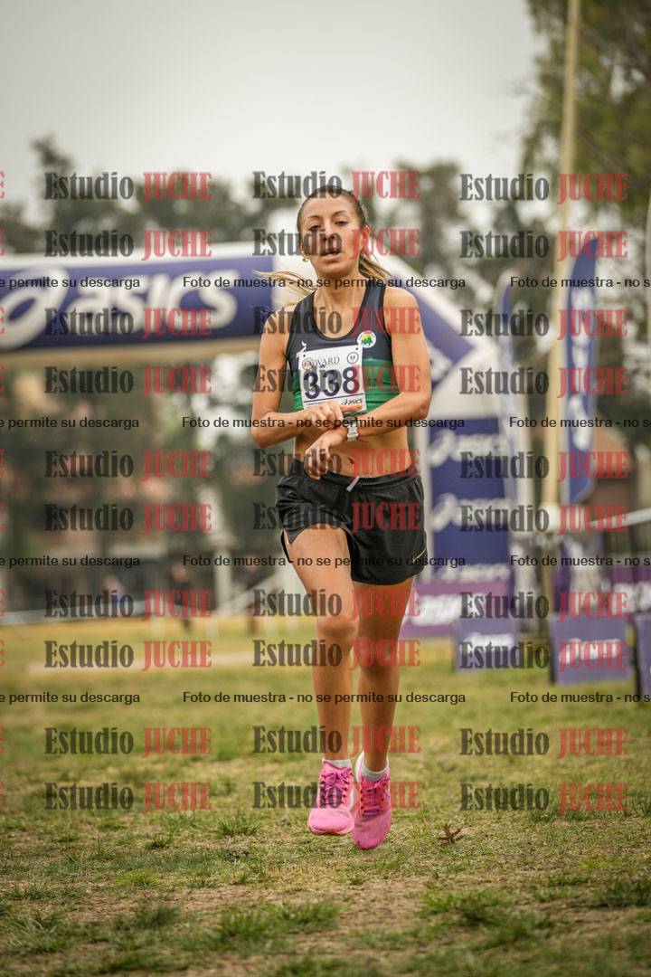 Fotos de la llegada del cross de 8000 m