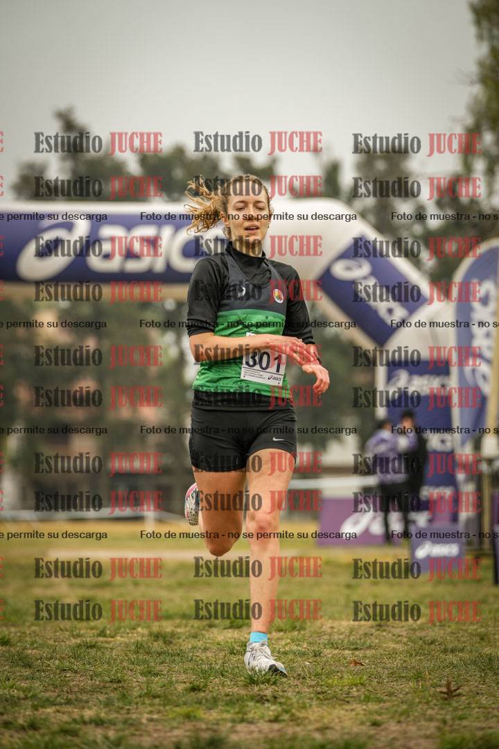 Fotos de la llegada del cross de 8000 m