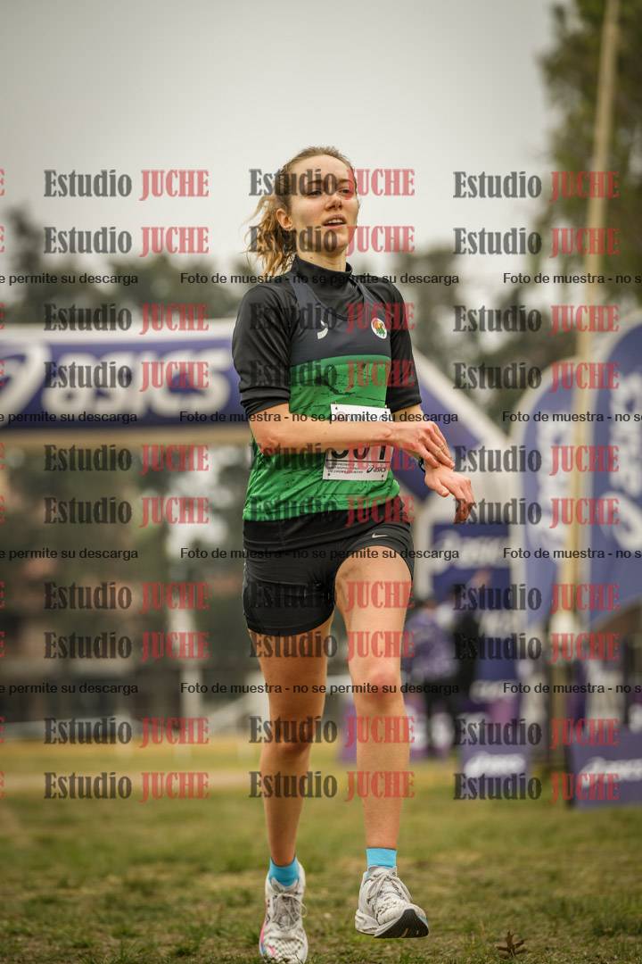 Fotos de la llegada del cross de 8000 m