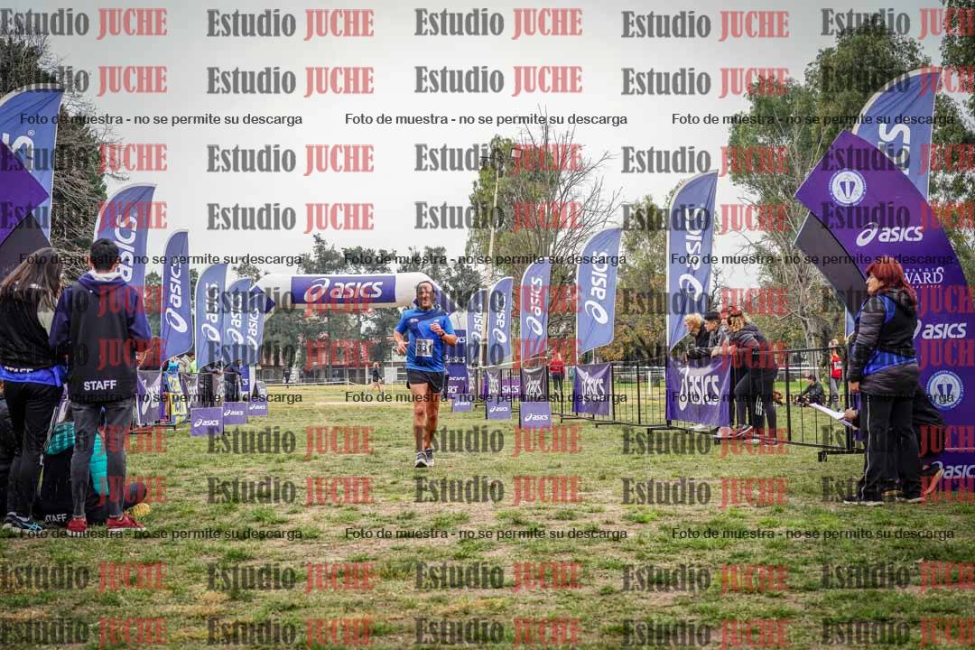 Fotos de la llegada del cross de 8000 m