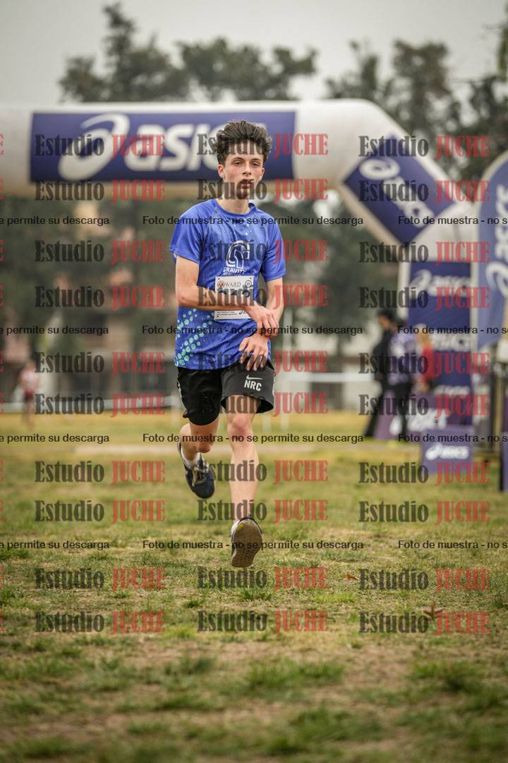 Fotos de la llegada del cross de 8000 m