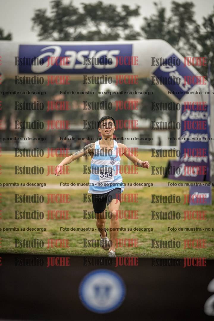 Fotos de la llegada del cross de 6000 m