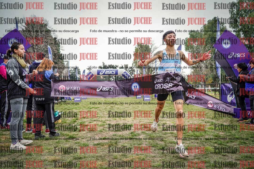 Fotos de la llegada del cross de 6000 m