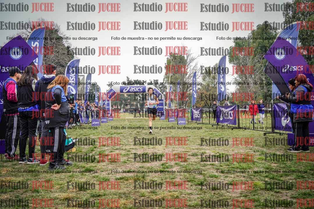 Fotos de la llegada del cross de 6000 m