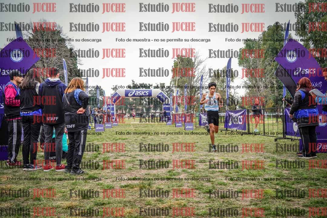 Fotos de la llegada del cross de 6000 m