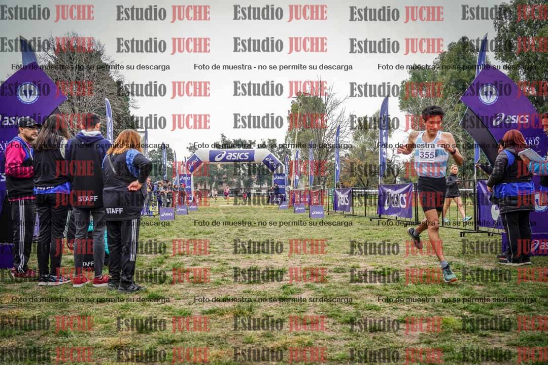 Fotos de la llegada del cross de 6000 m