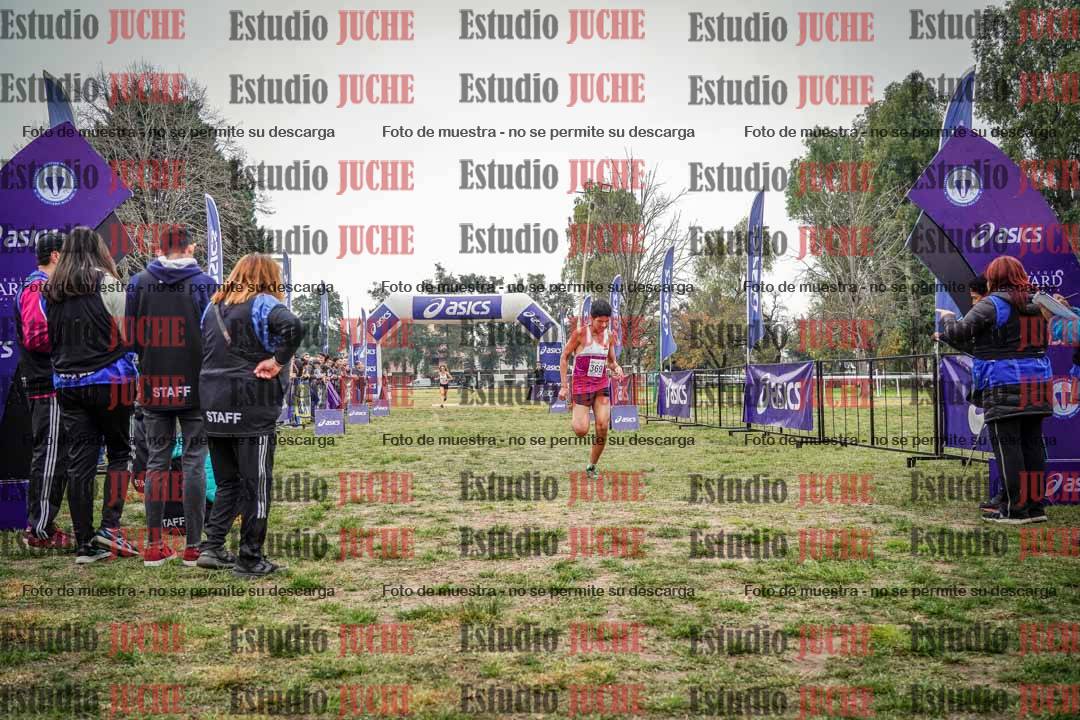 Fotos de la llegada del cross de 6000 m