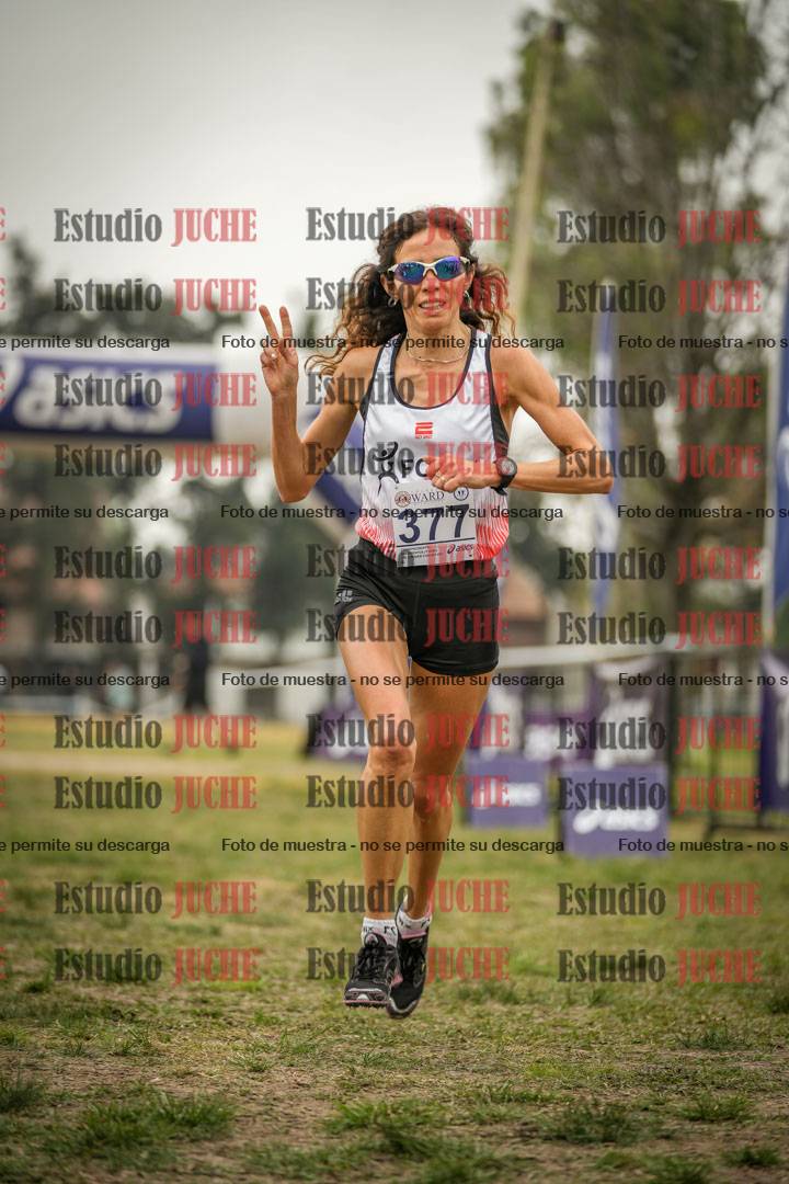 Fotos de la llegada del cross de 6000 m