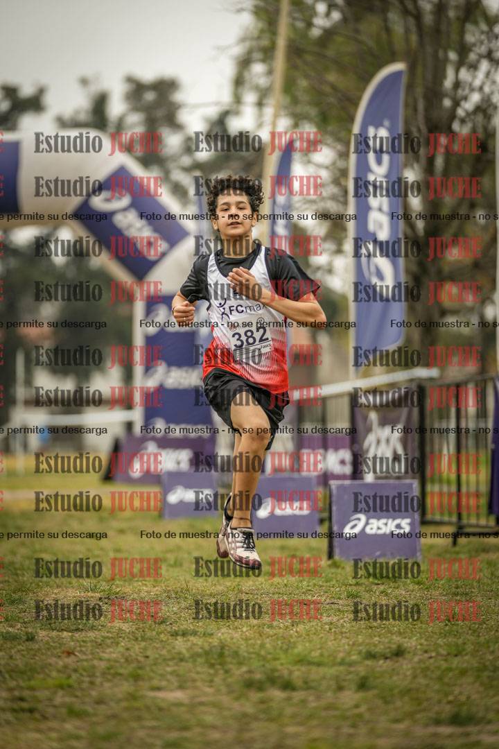 Fotos de la llegada del cross de 6000 m