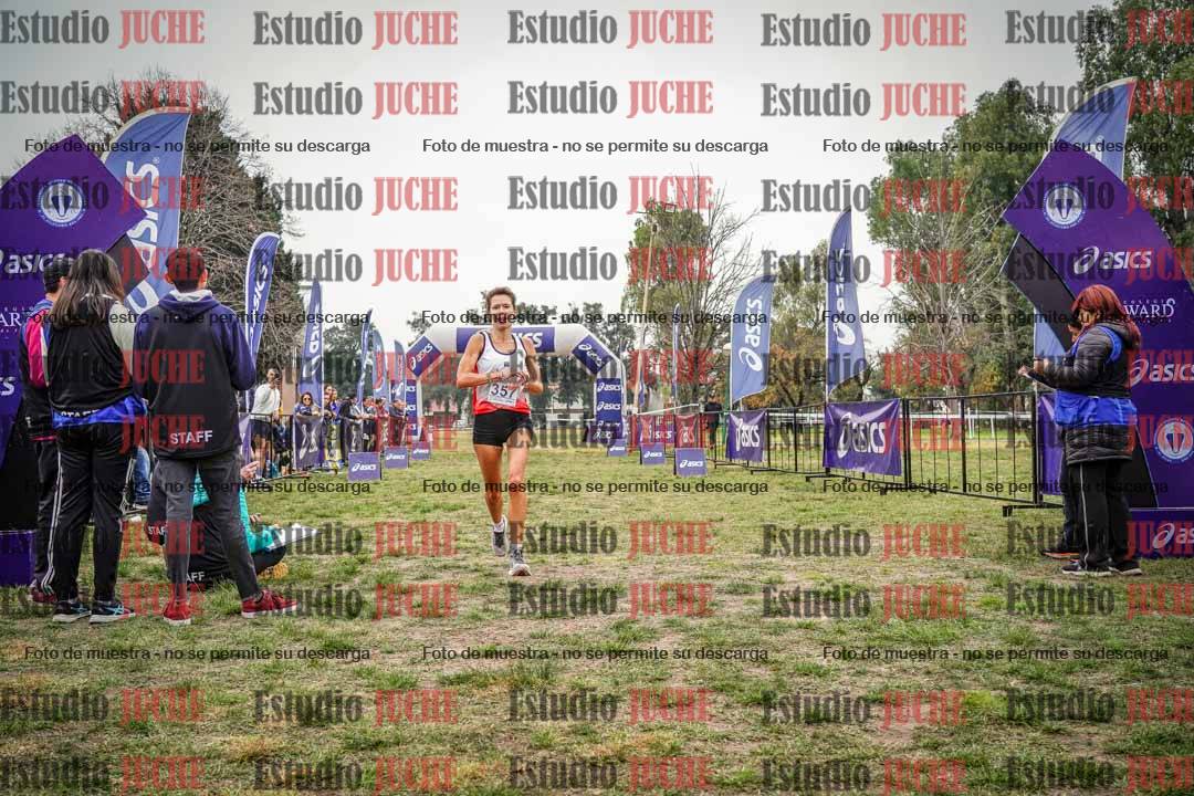 Fotos de la llegada del cross de 6000 m