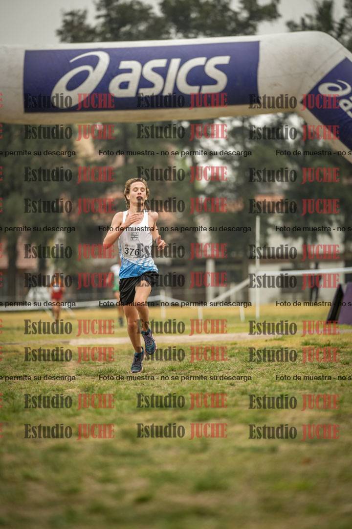 Fotos de la llegada del cross de 6000 m