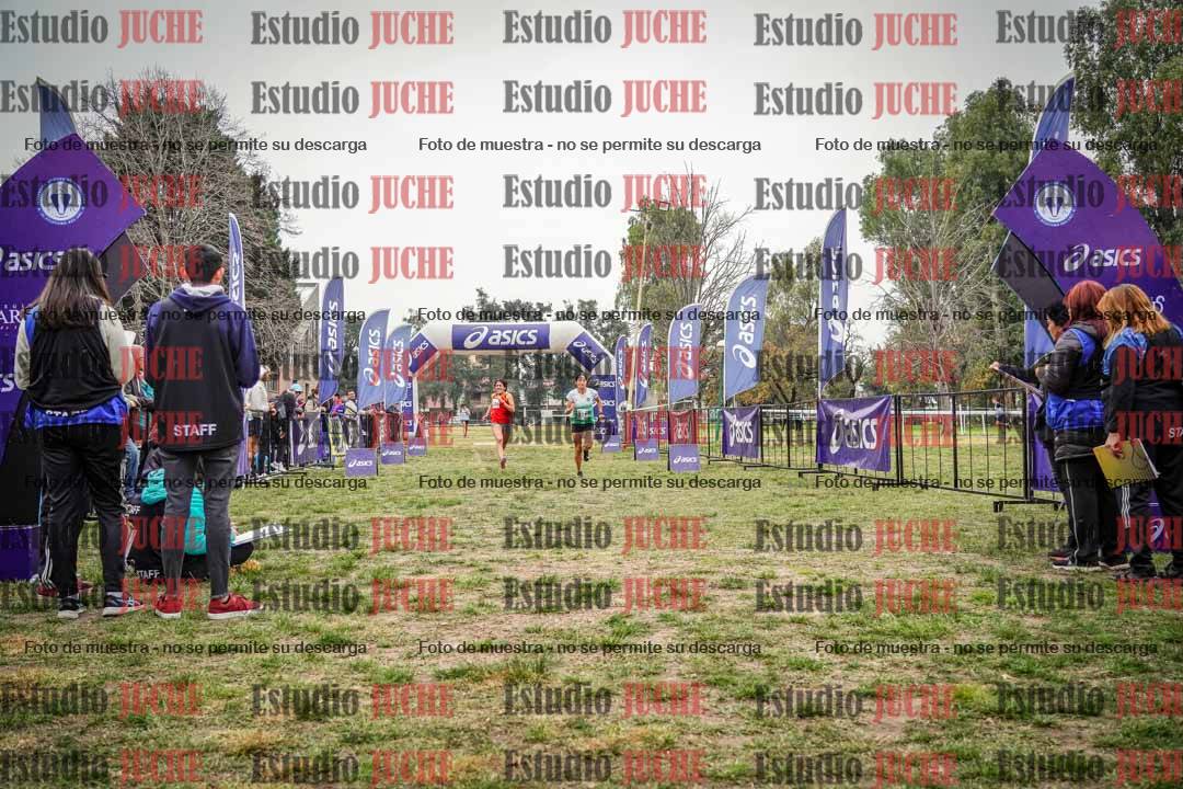 Fotos de la llegada del cross de 6000 m