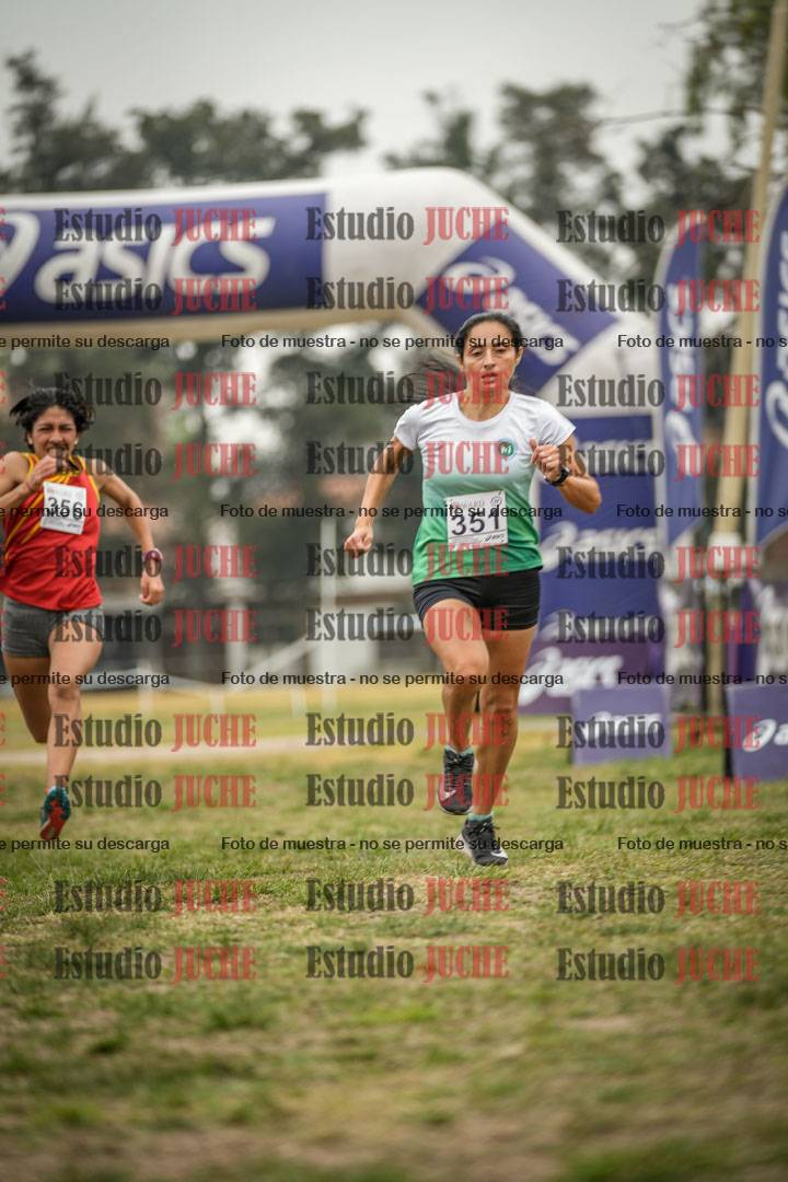 Fotos de la llegada del cross de 6000 m