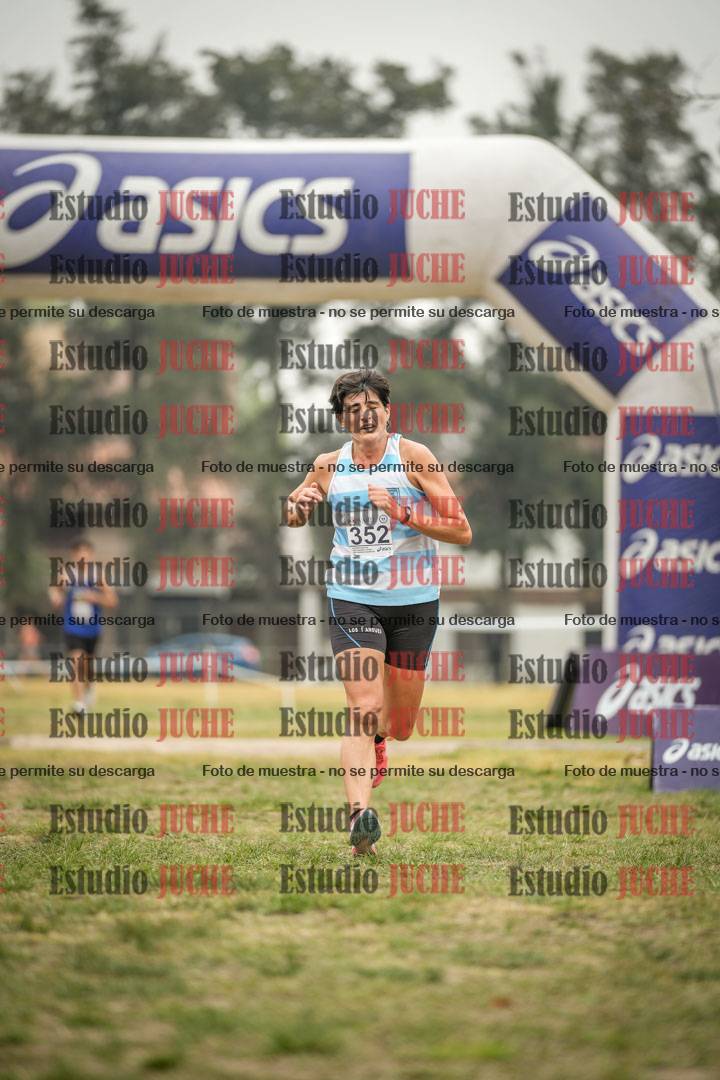 Fotos de la llegada del cross de 6000 m