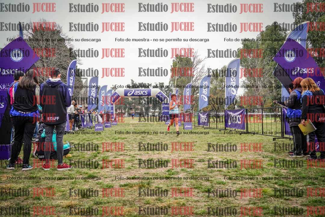 Fotos de la llegada del cross de 6000 m