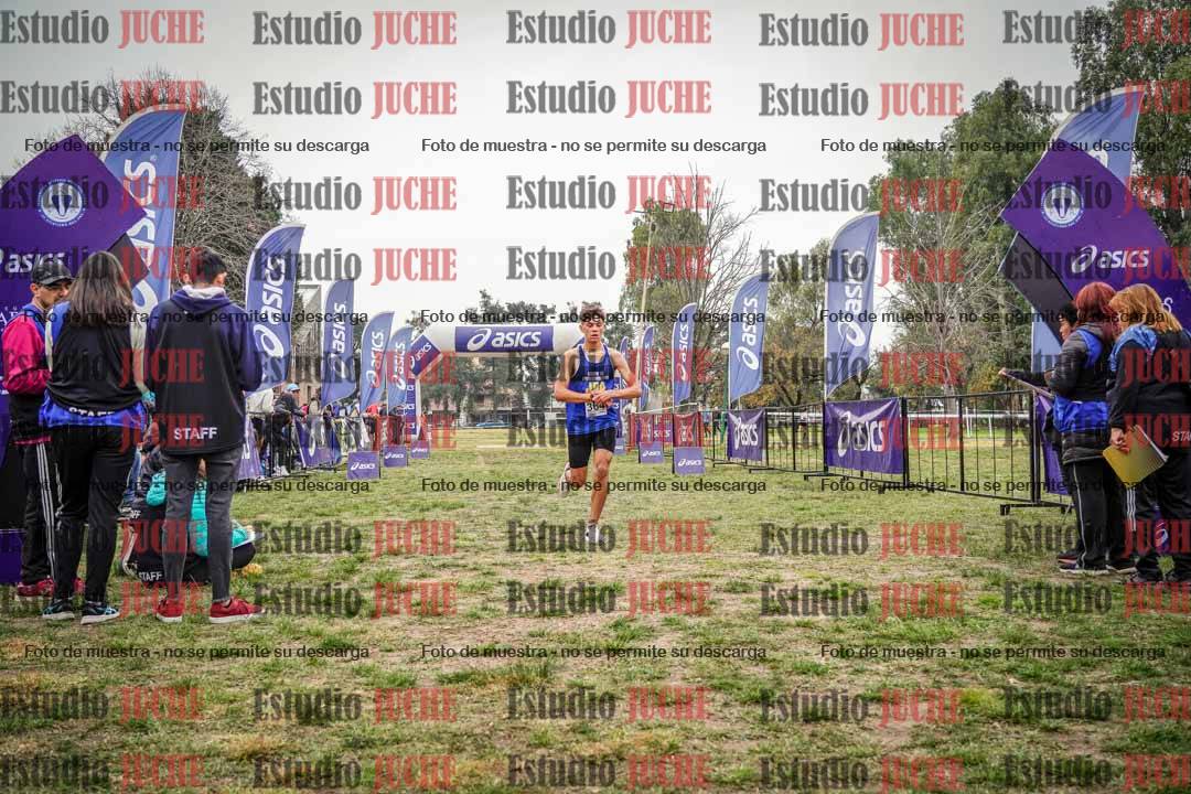 Fotos de la llegada del cross de 6000 m