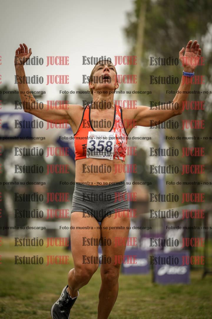 Fotos de la llegada del cross de 6000 m