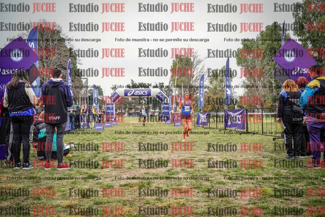 Fotos de la llegada del cross de 6000 m