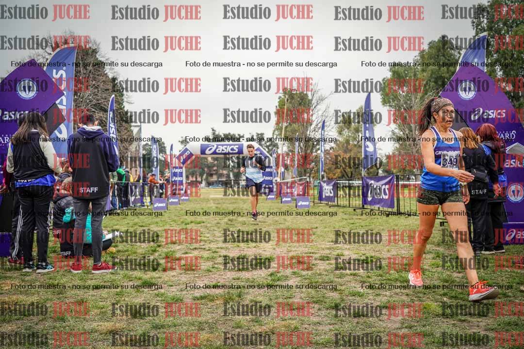 Fotos de la llegada del cross de 6000 m