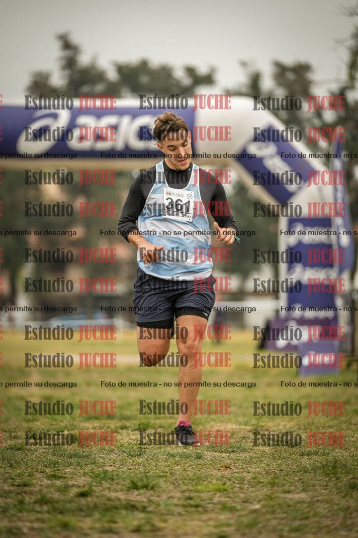 Fotos de la llegada del cross de 6000 m