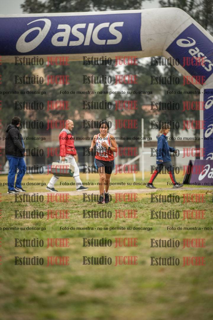 Fotos de la llegada del cross de 6000 m