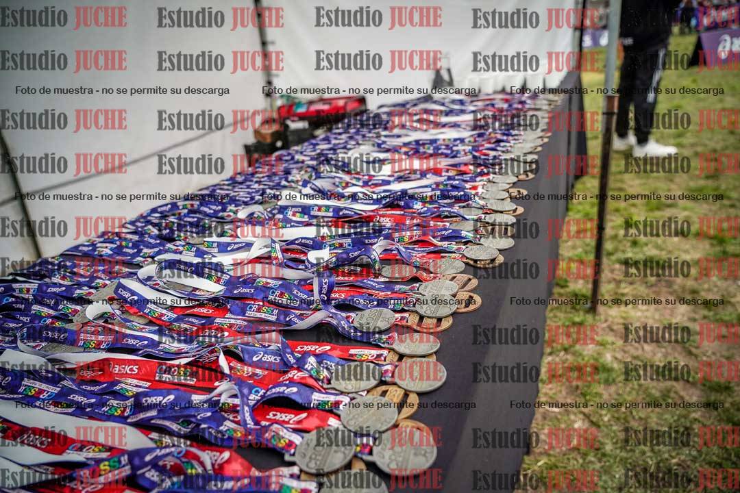 Fotos de algunos podios y extras del evento