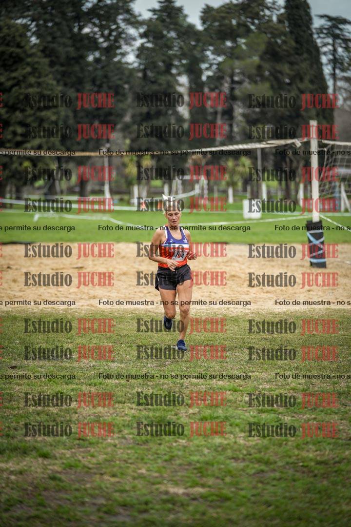Fotos de la llegada del cross de 4000 m - mujeres