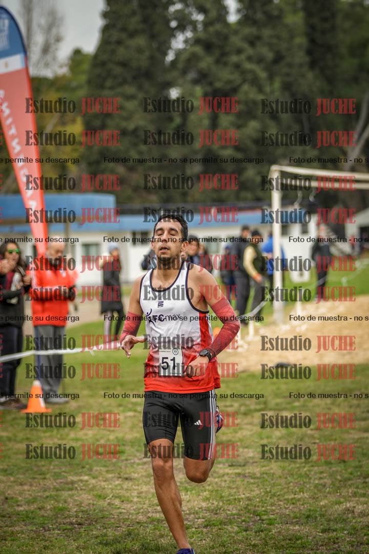 Fotos de la llegada del cross de 4000 m - varones