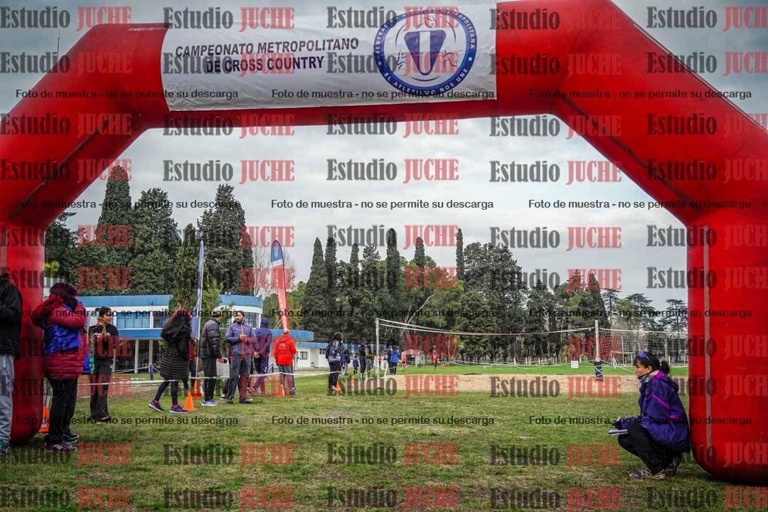 Fotos de la llegada del cross de 4000 m - varones
